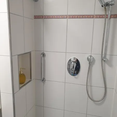 22, Terrasse,pool,sauna,ofen * Neuffen